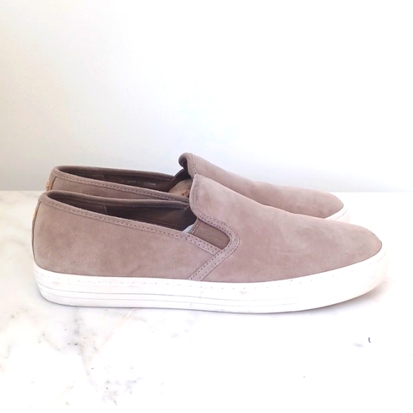 Tory Burch Jesse Sneakers. Size 7 - Picture 2 of 5